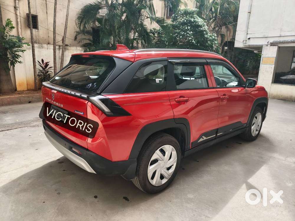 Brand New 1 Month Old 2026 Maruti Suzuki Victoris Vxi-petrol Automatic