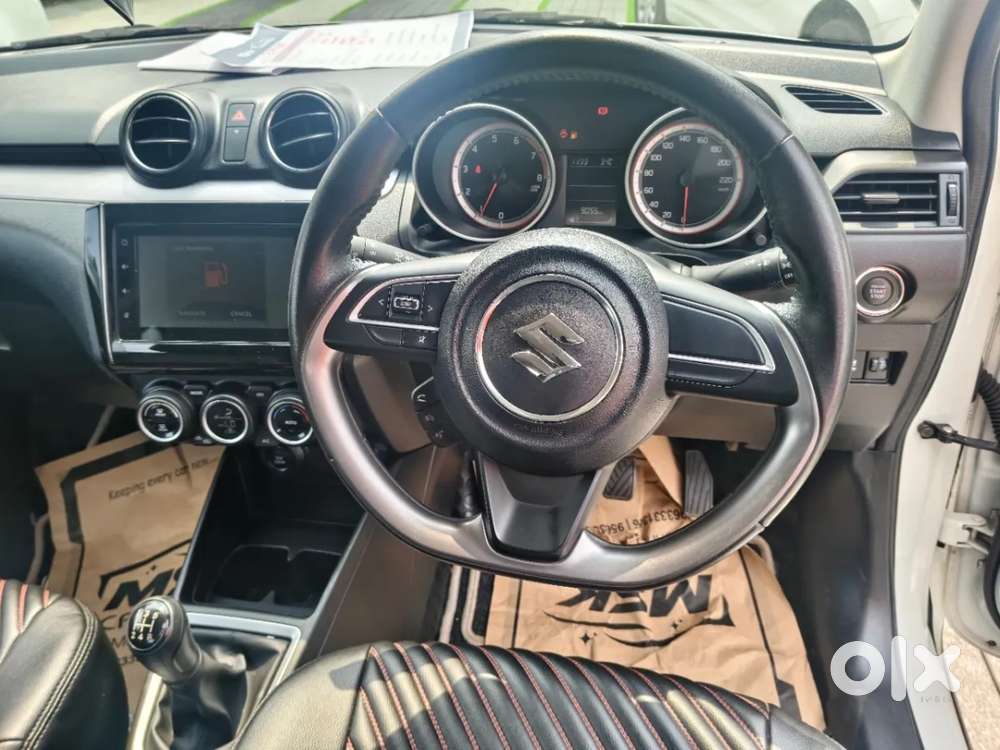 Maruti Suzuki Swift 1.3 Zxi, 2023, Petrol