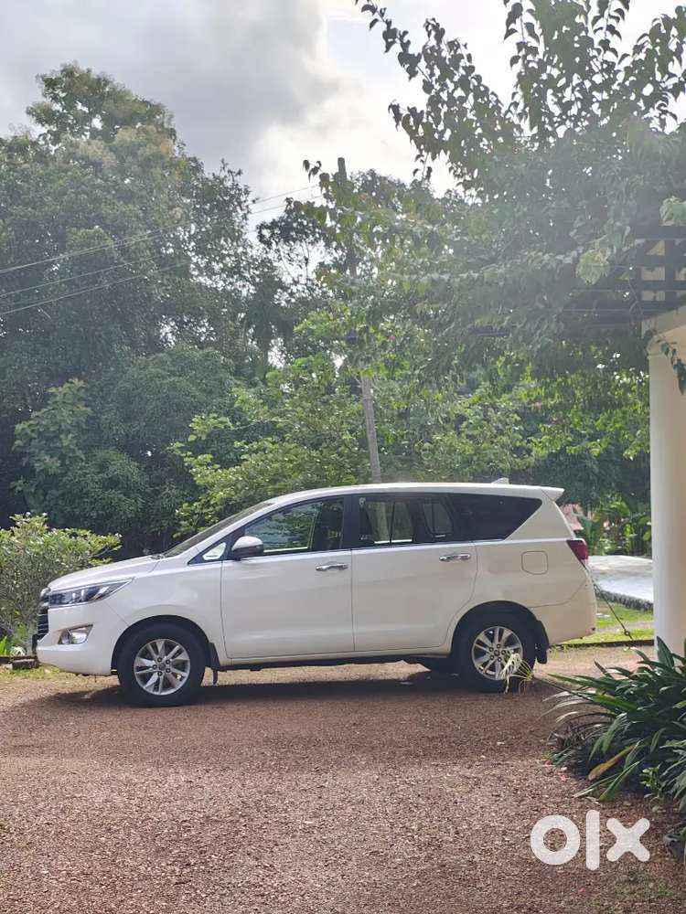 Toyota Innova Crysta 2019 Diesel Manual