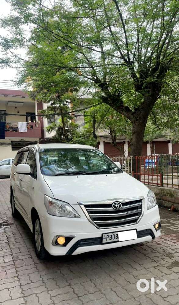 Toyota Innova 2.5 Gx 7 Seater Bs Iv, 2015, Diesel