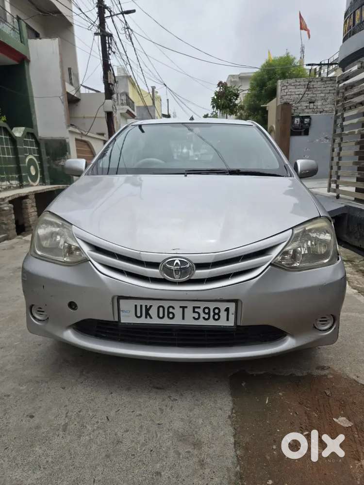 Toyota Etios Liva 2011 1.2 G