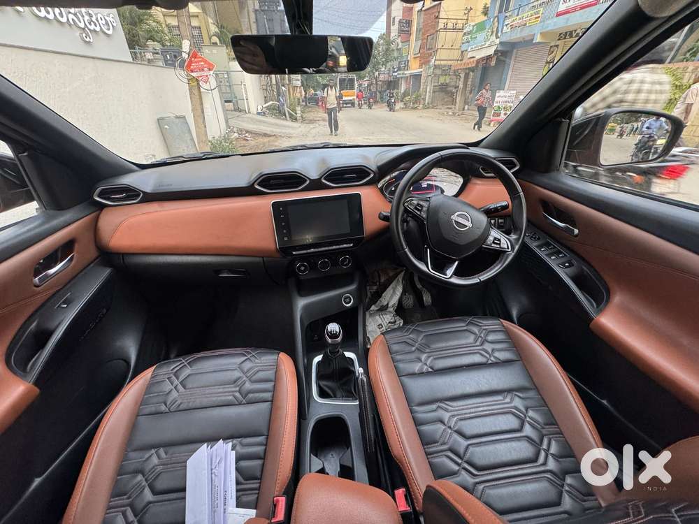 Nissan Magnite Tekna B4d 1.0 Amt Cng, 2025, Cng & Hybrids