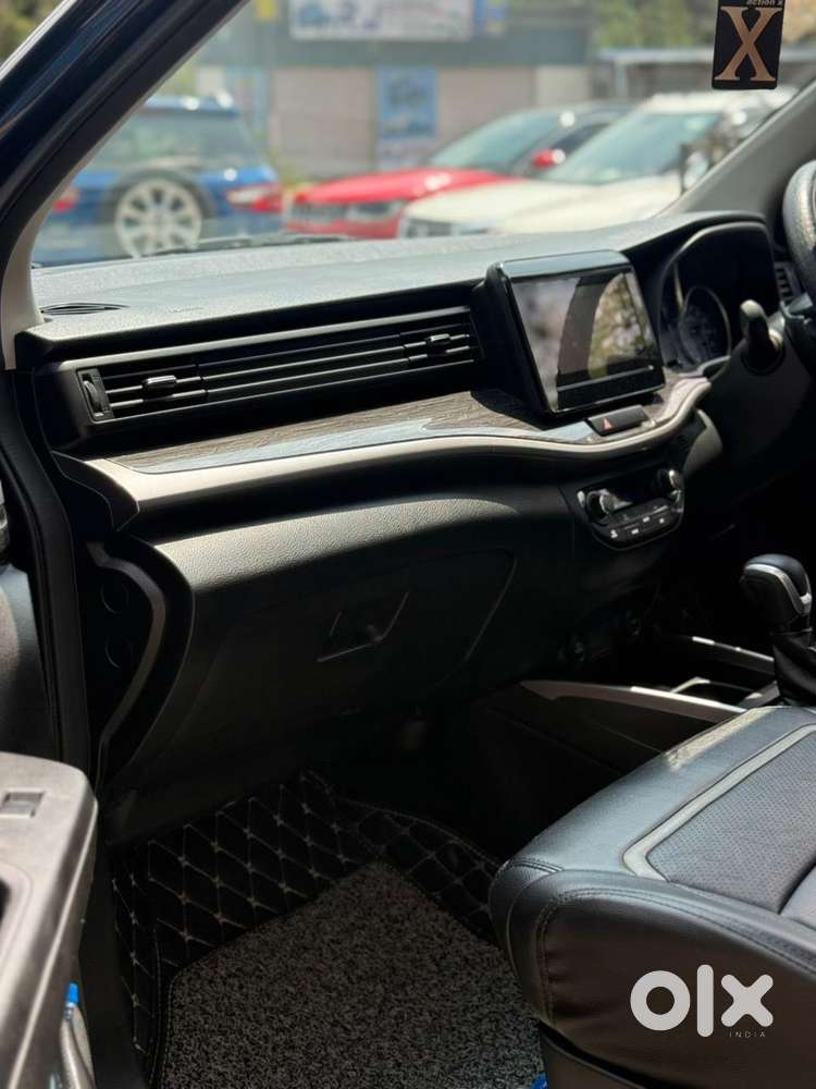 Maruti Suzuki Xl6 1.5 Zeta At, 2024, Petrol