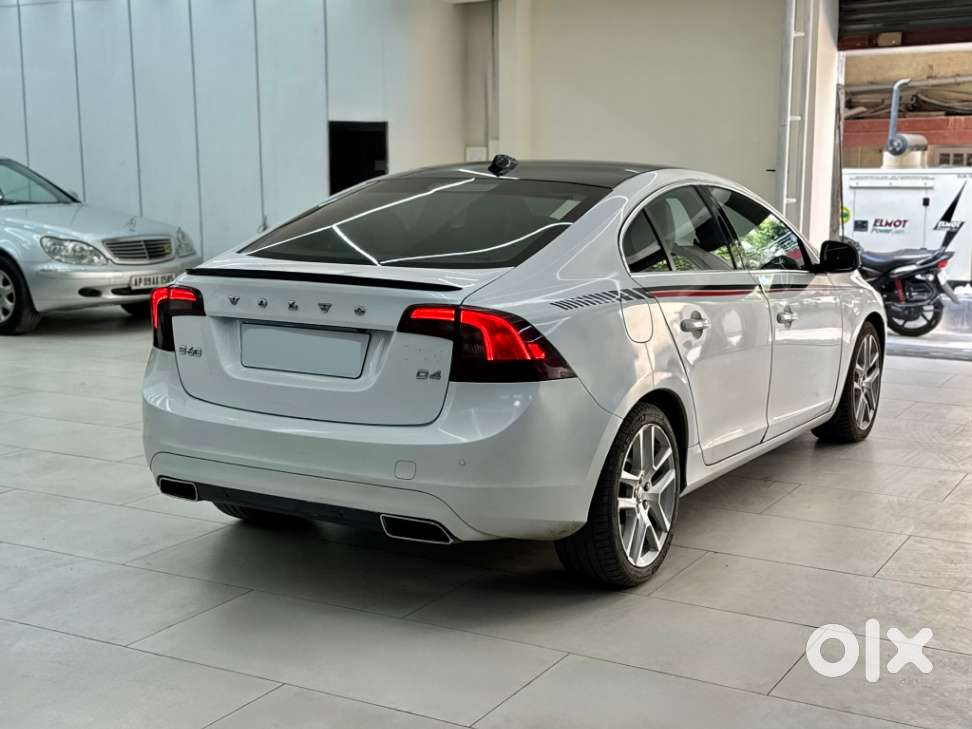 Volvo S60 D4 Momentum, 2018, Diesel