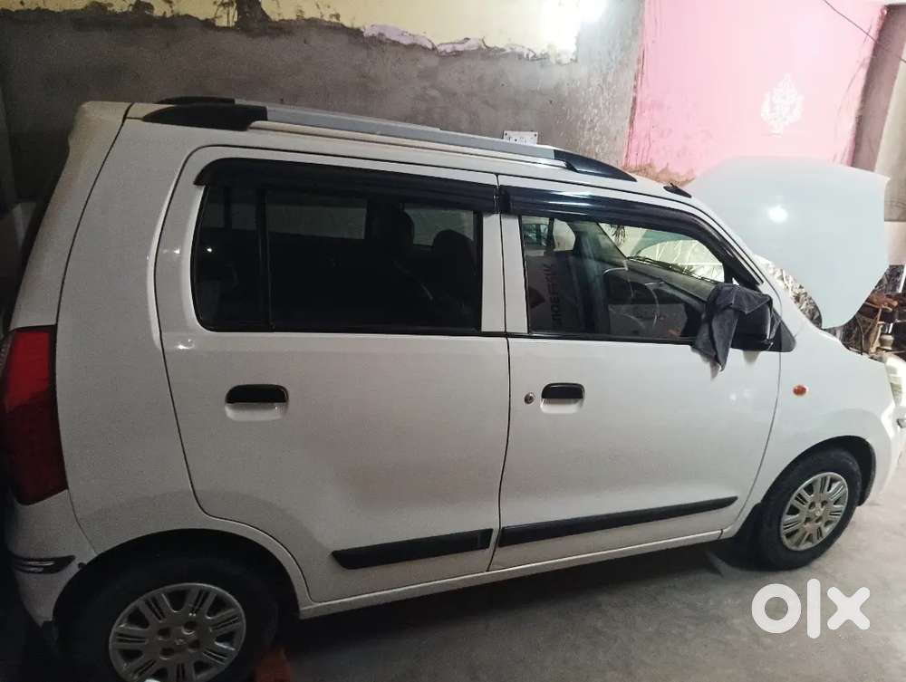 Wagonr Lxi 2012 Model Good Condition 2nd Owner Cng And Petrol,