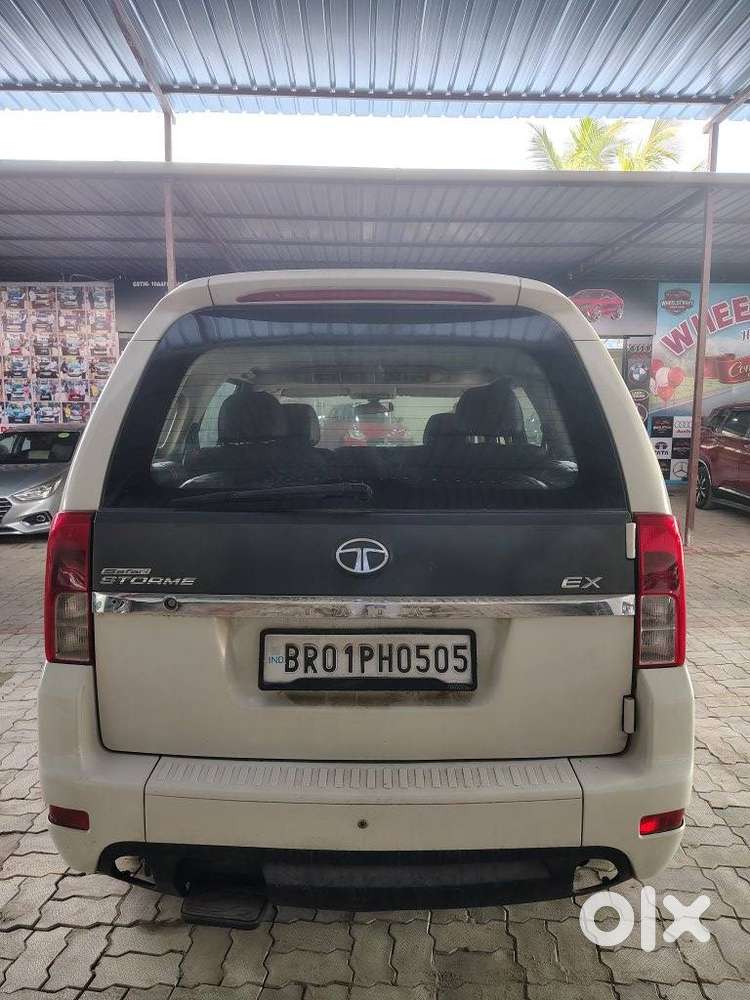 Tata Safari Storme [2015-2019] 2.2 Ex 4x2, 2017, Diesel