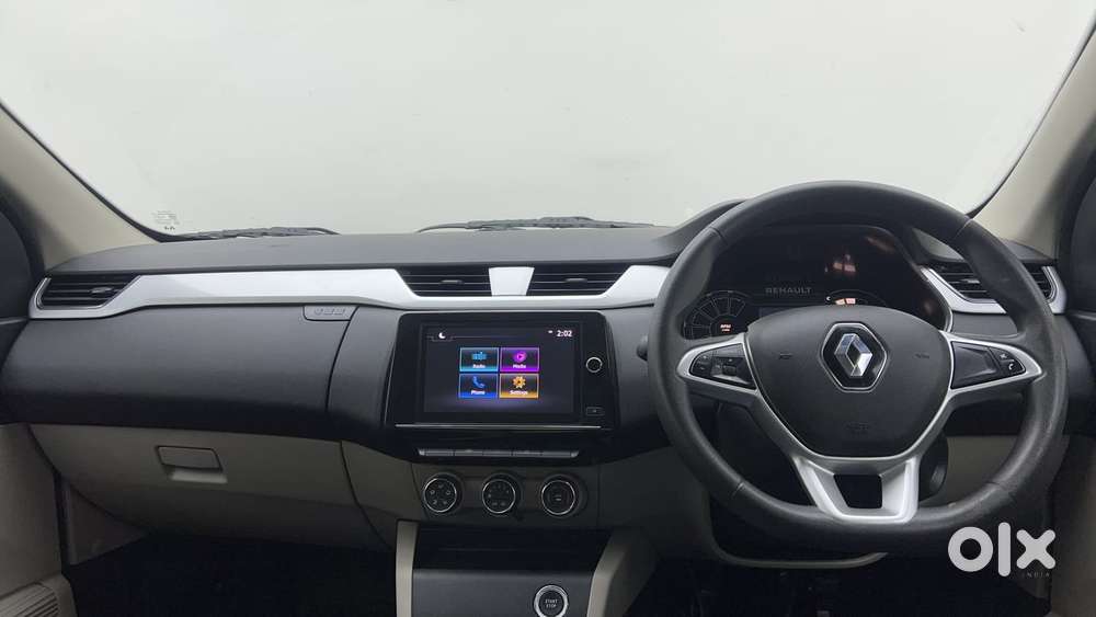 Renault Triber Rxz, 2022, Petrol