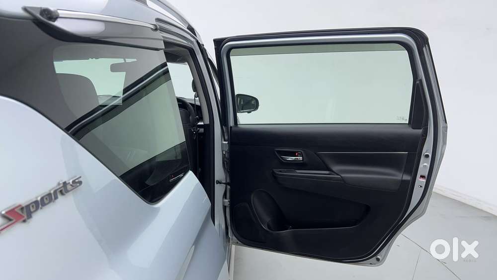 Maruti Suzuki Xl6 1.5 Alpha At, 2022, Petrol