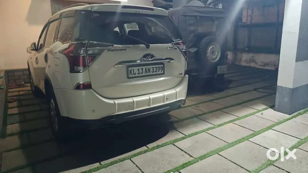 Mahindra Xuv500 W9 At 45,000 Km  Automatic Company Served.