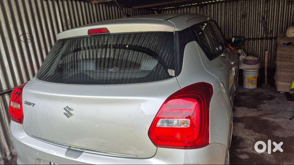Maruti Swift Vxi At 2024- Urgent Sale