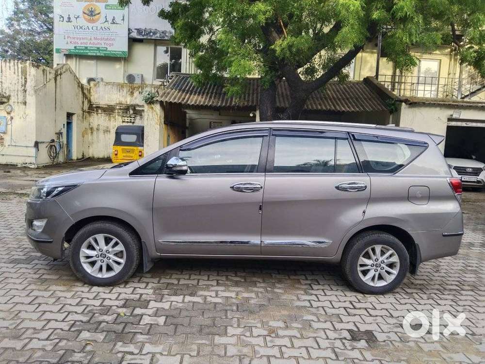 Toyota Innova Crysta 2.8 Gx At, 2017, Diesel