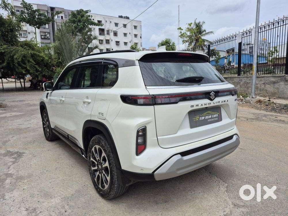 Maruti Suzuki Grand Vitara Alpha Smart Hybrid, 2023, Petrol
