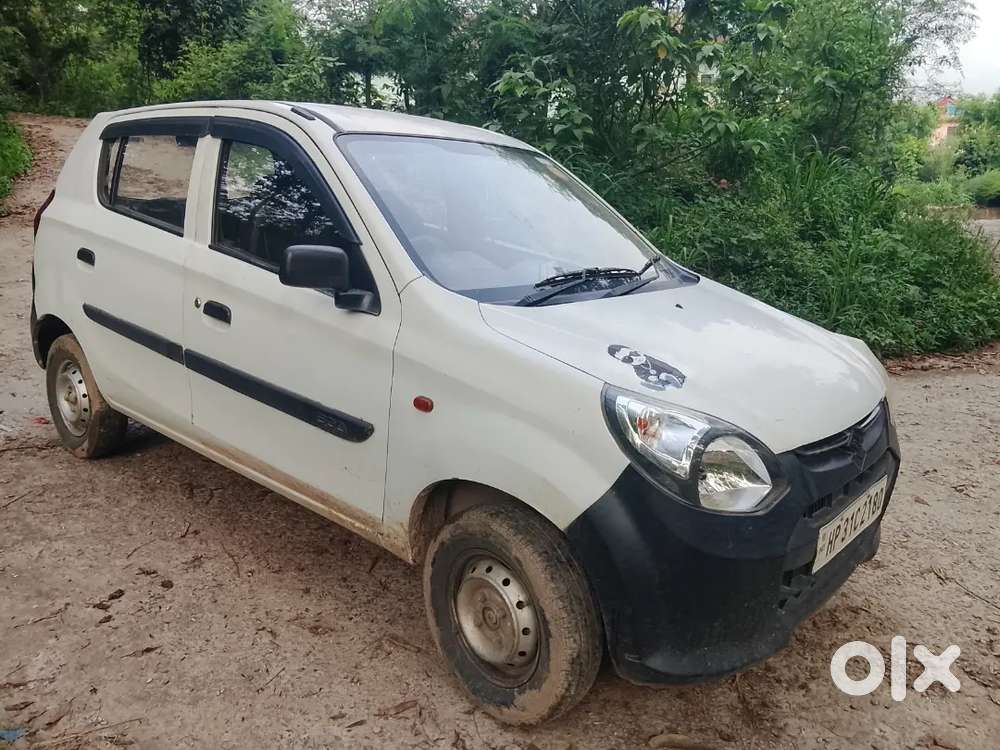 Maruti Suzuki Alto 2015 Petrol Manual  Front Ke Sise Par Darar Hai