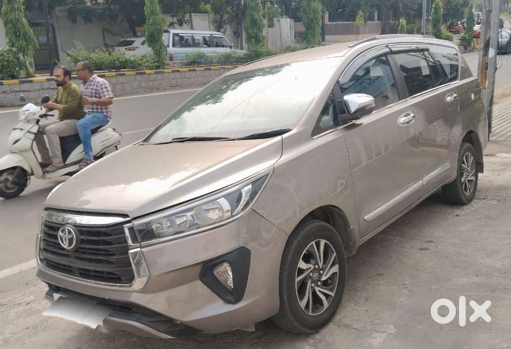 Toyota Innova Crysta