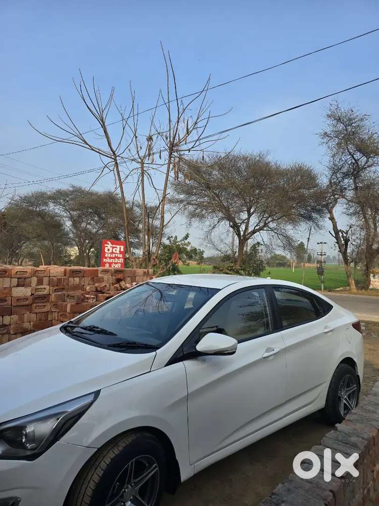 Hyundai Verna 2015 Diesel 60000 Km Driven