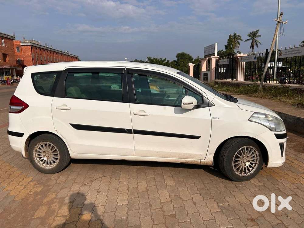 Maruti Suzuki Ertiga 2012 Diesel Well Maintained