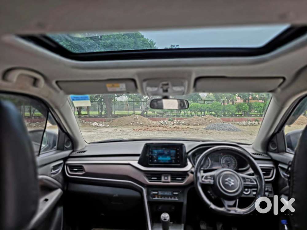 Maruti Suzuki Brezza 1.5 Zxi Smart Hybrid, 2023, Petrol