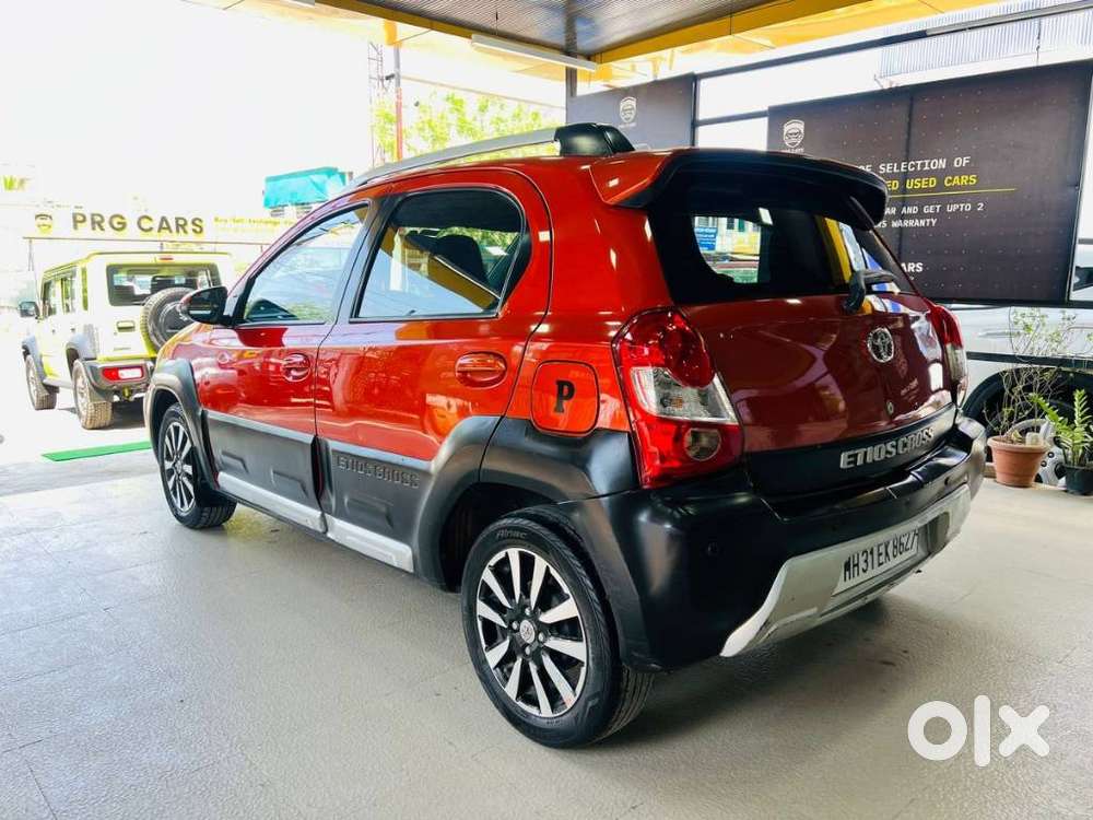 Toyota Etios Cross 1.5l V, 2014, Petrol
