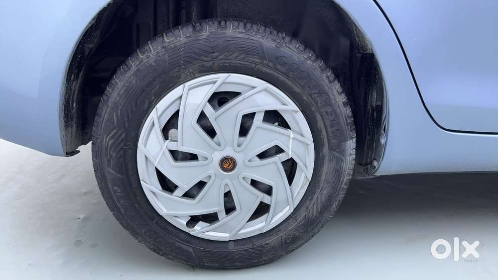 Maruti Suzuki Swift Dzire 1.3 Vxi, 2013, Petrol