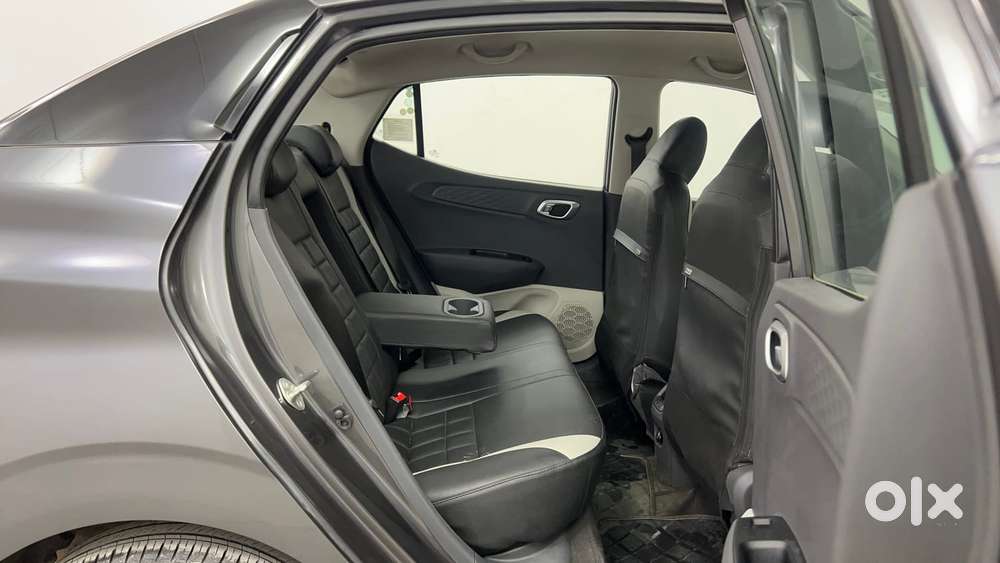 Hyundai Aura 1.2 Sx Cng, 2023, Cng & Hybrids