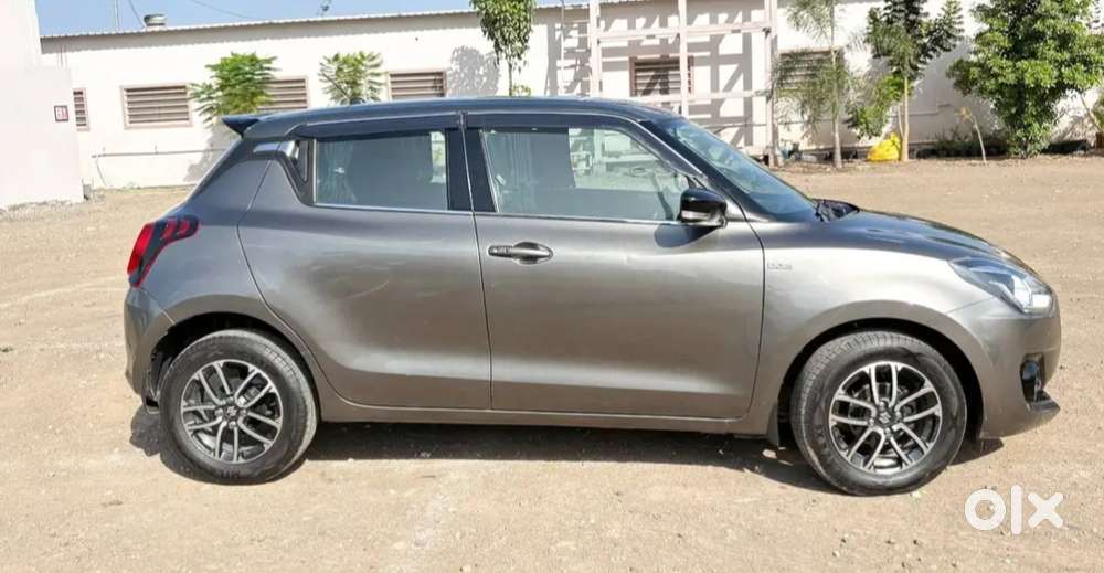 Maruti Suzuki Swift Vxi + Manual, 2022, Petrol