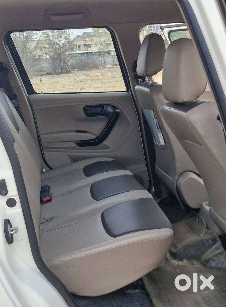 Mahindra Bolero Neo 1.5 N4, 2022, Diesel