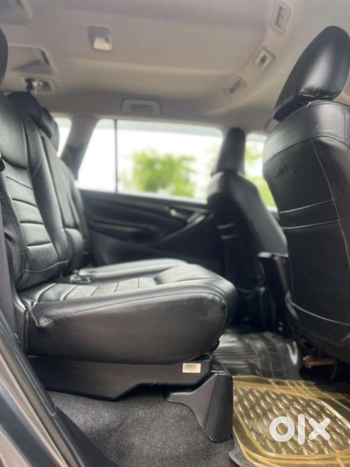 Toyota Innova Crysta 2.4 Gx Mt 8s, 2019, Diesel