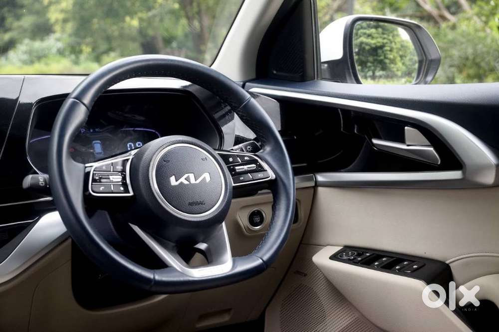 Kia Carens 1.4 Luxury Turbo 7 Str, 2022, Petrol