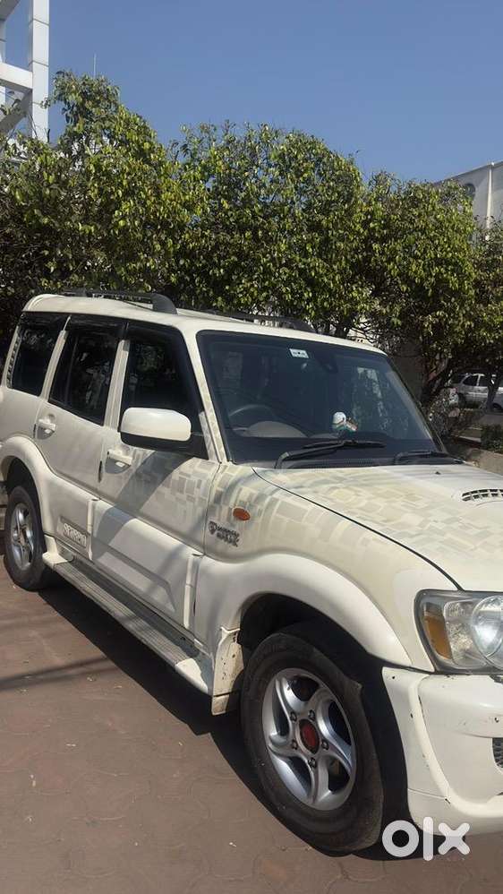 Mahindra Scorpio 2010 Diesel Well Maintained