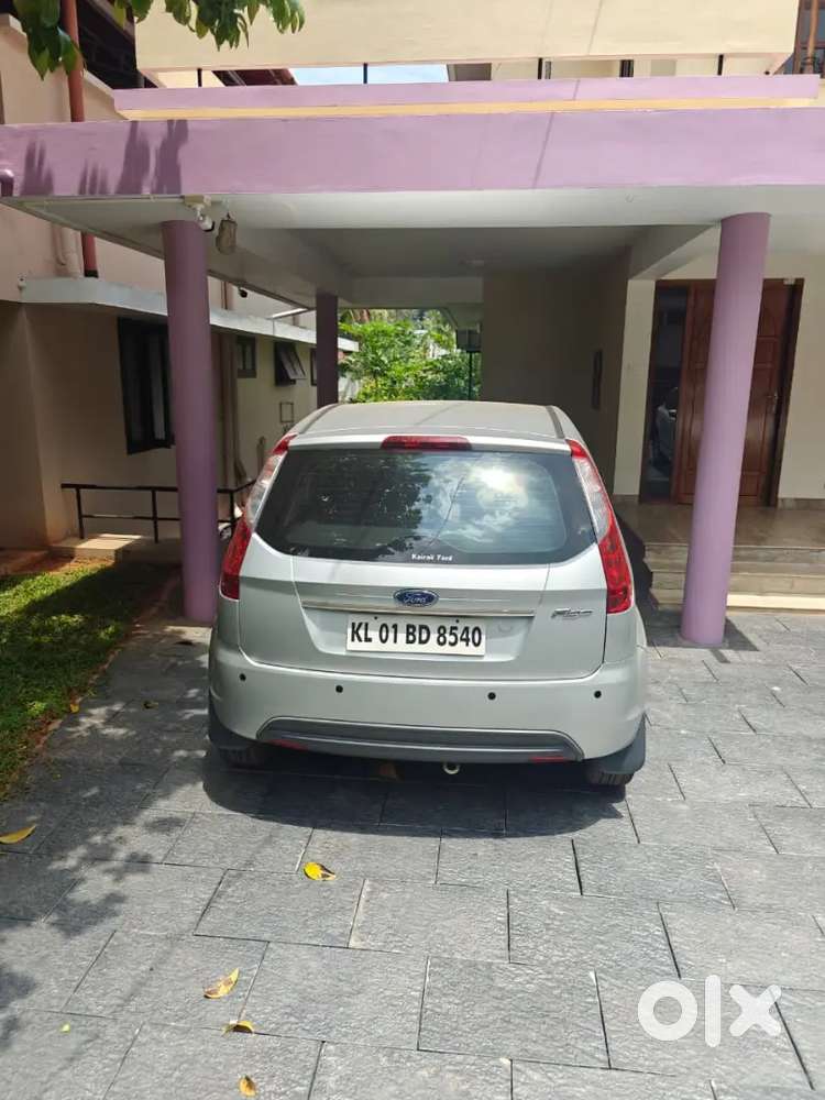 Ford Figo 1.2 Trend Petrol 2011