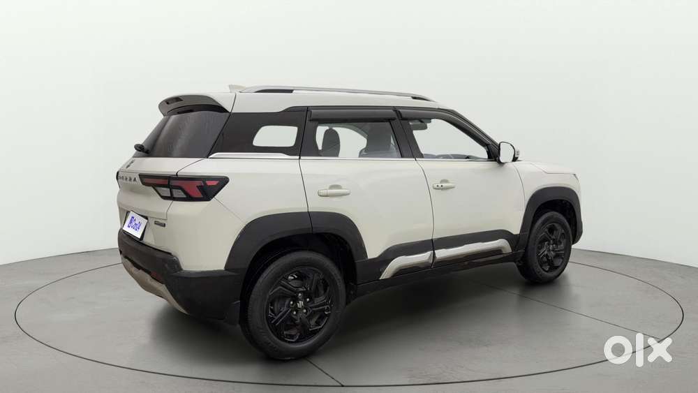 Maruti Suzuki Brezza 1.5 Zxi At Smart Hybrid, 2022, Petrol