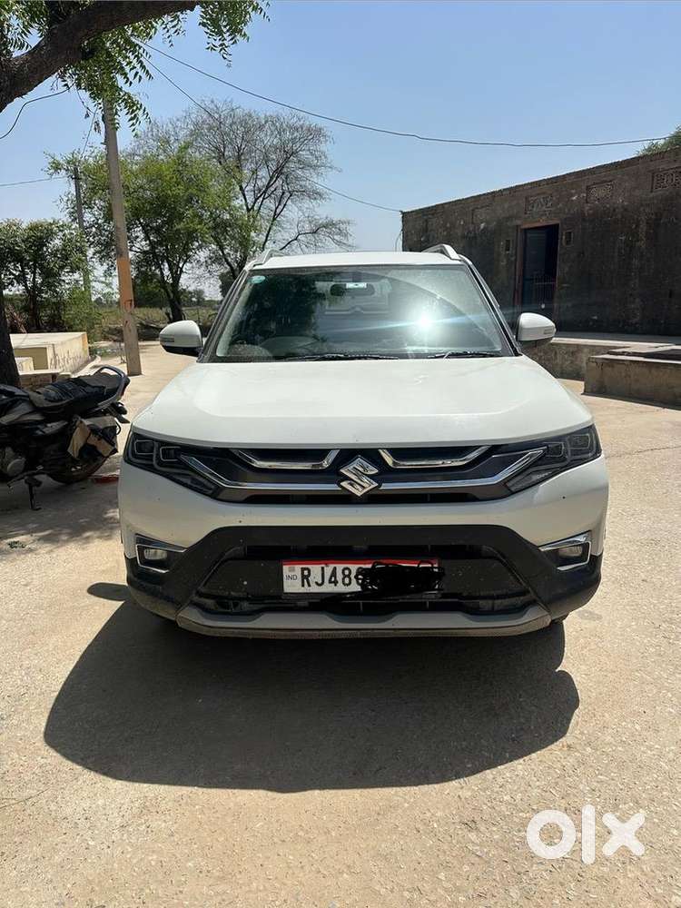 Maruti Suzuki Brezza 2024 Petrol Well Maintained