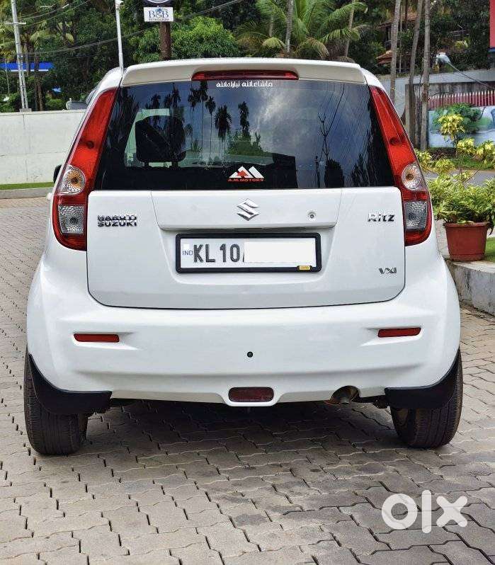 Maruti Suzuki Ritz Vxi, 2014, Petrol