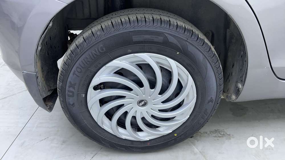 Maruti Suzuki Swift Vvt Vxi, 2016, Petrol