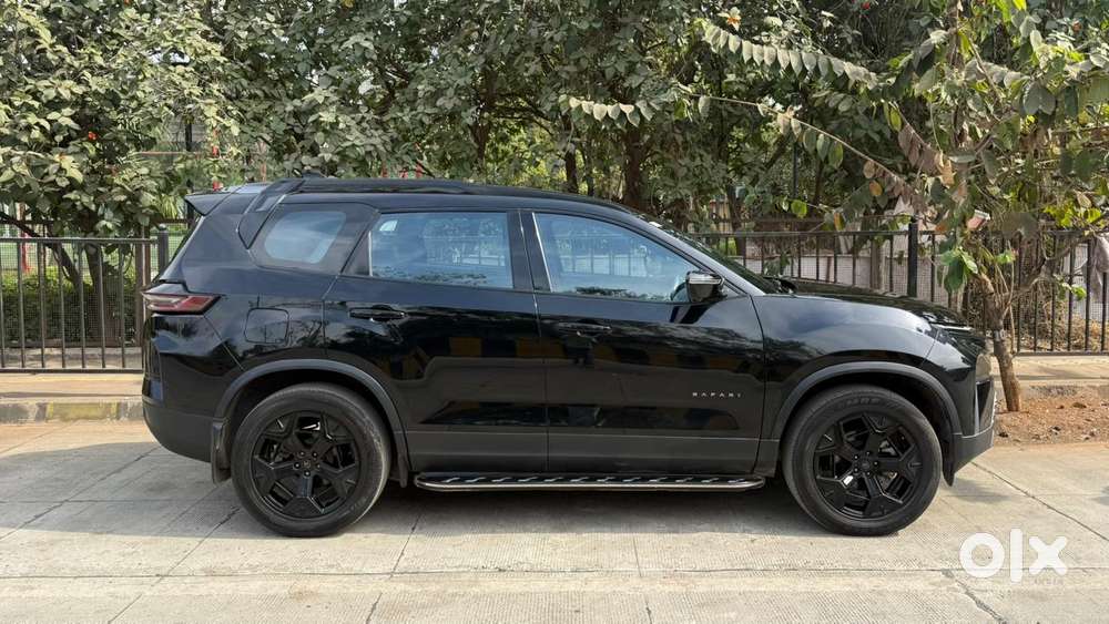 Tata Safari Adventure Plus Dark Edition At, 2024, Diesel