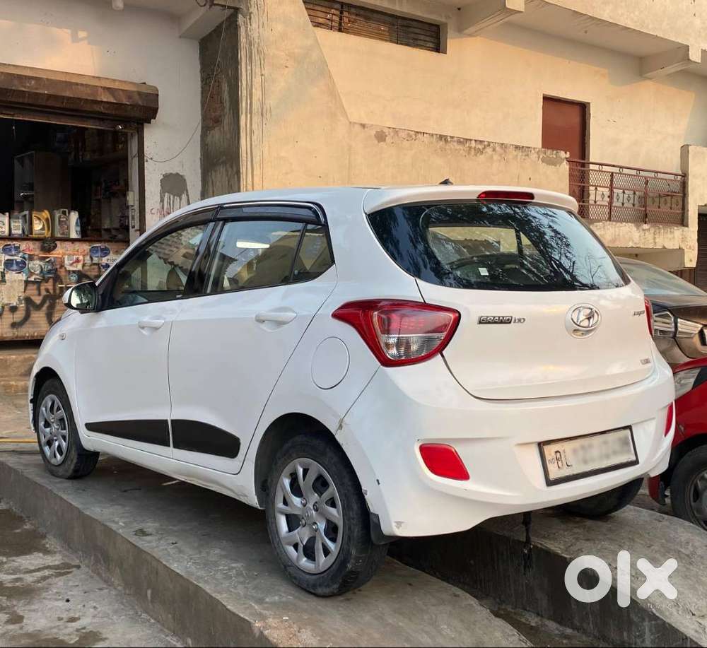 Hyundai Grand I10 2015 31 December Petrol Good Condition