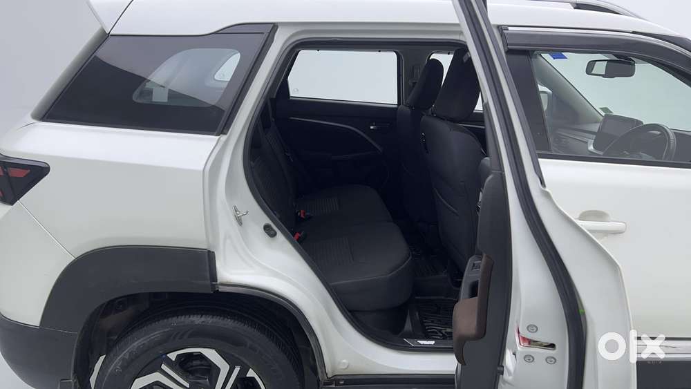 Maruti Suzuki Vitara Brezza 1.5 Zxi Plus At, 2022, Petrol