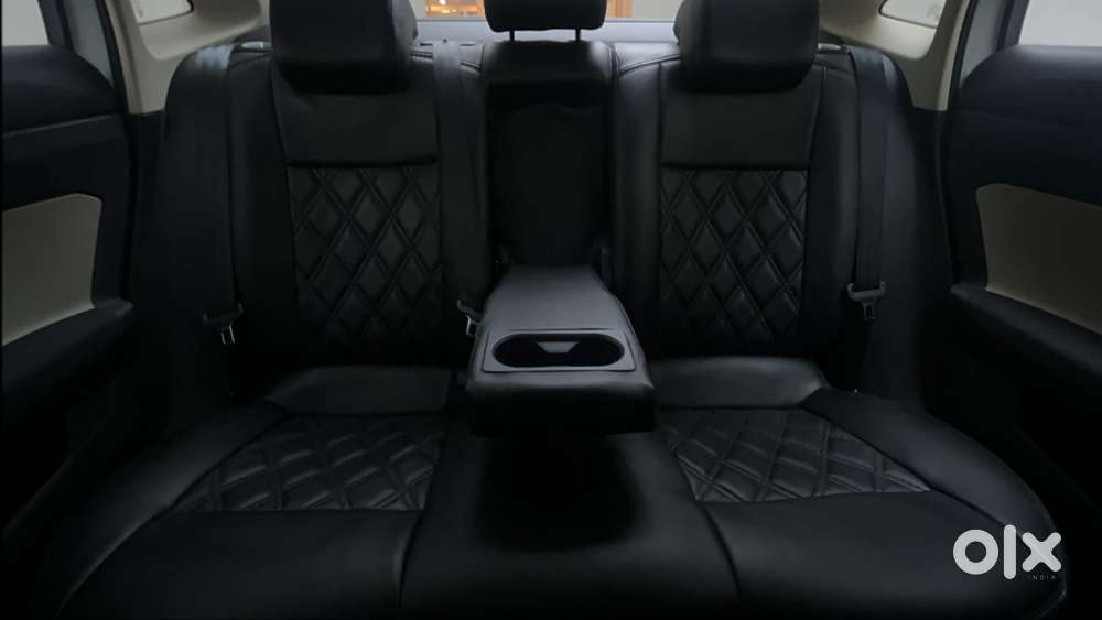 Skoda Slavia Ambition 1.0l Tsi Mt, 2022, Petrol