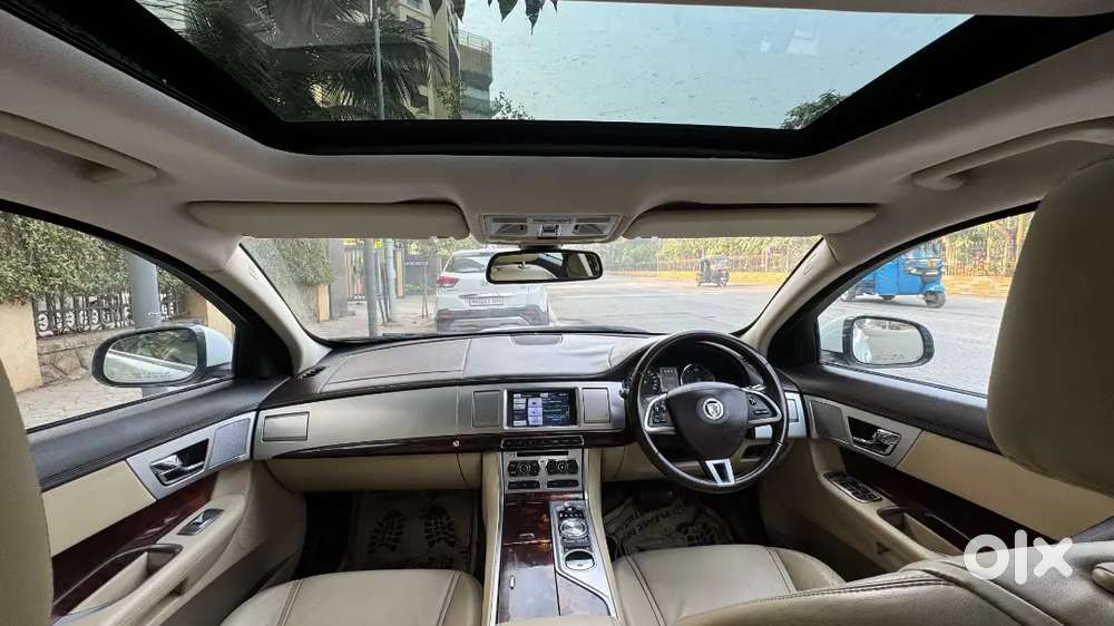 Jaguar Xf Luxury 2012