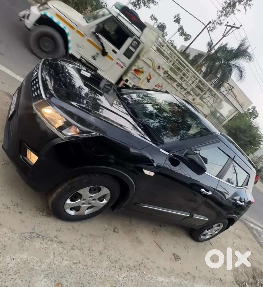 Mahindra Xuv300 Petrol 2024