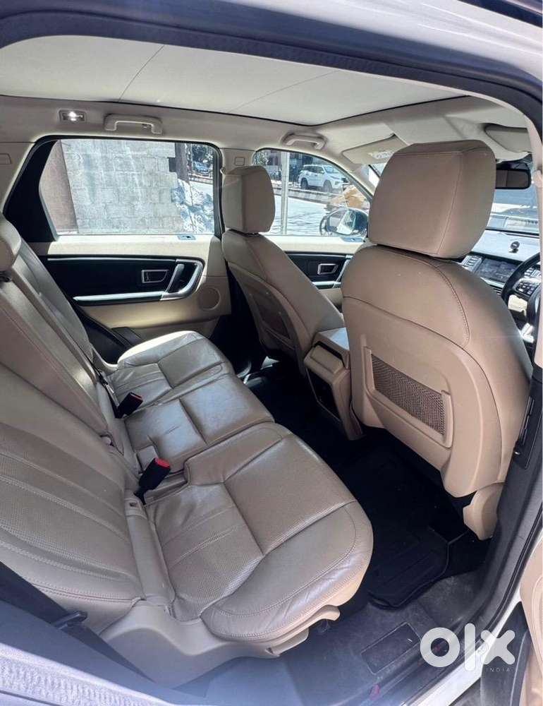 Land Rover Discovery 2017 Petrol Well Maintained