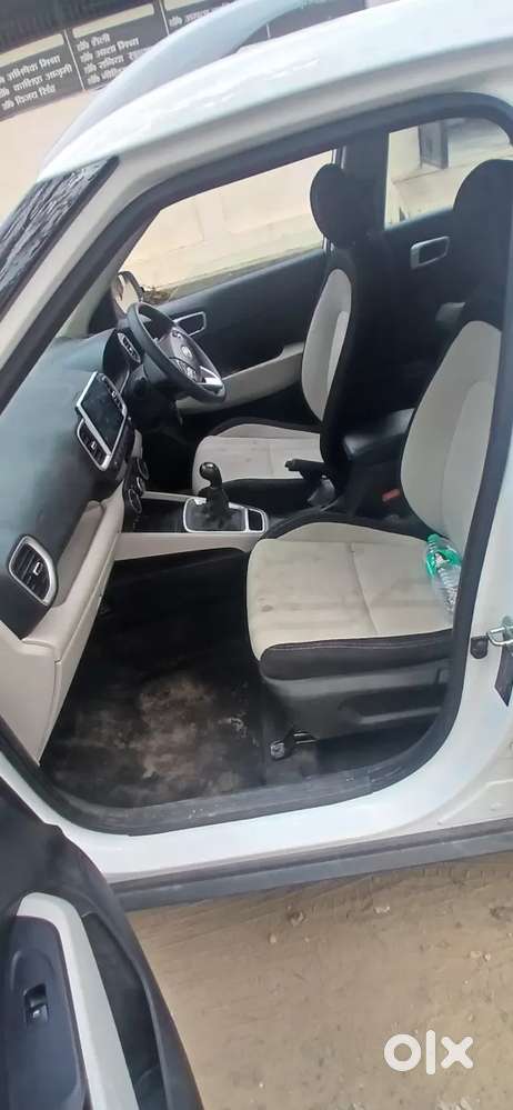 Hyundai Venue 1.2 S (o), 2025, Petrol