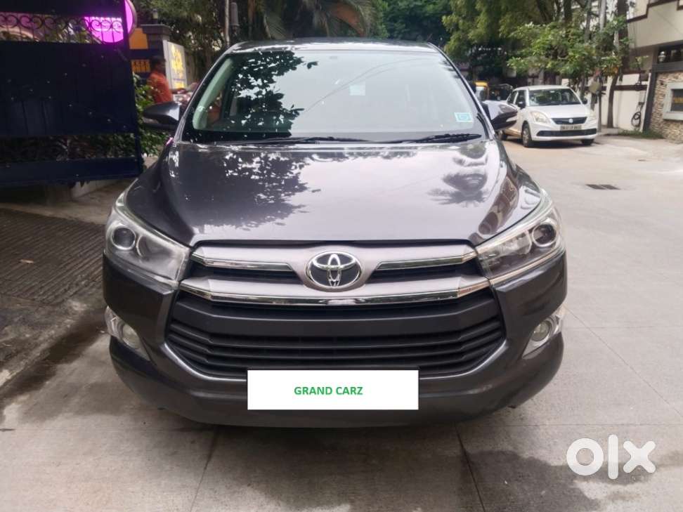 Toyota Innova Crysta 2.4 V, 2016, Diesel