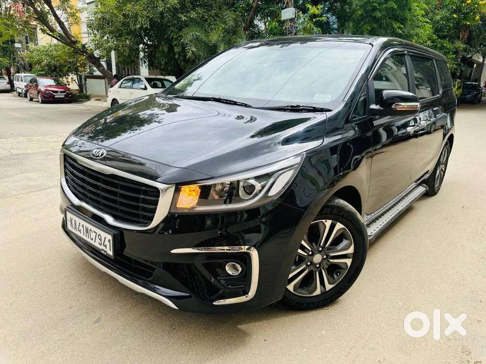 Kia Carnival Premium, 2020, Diesel