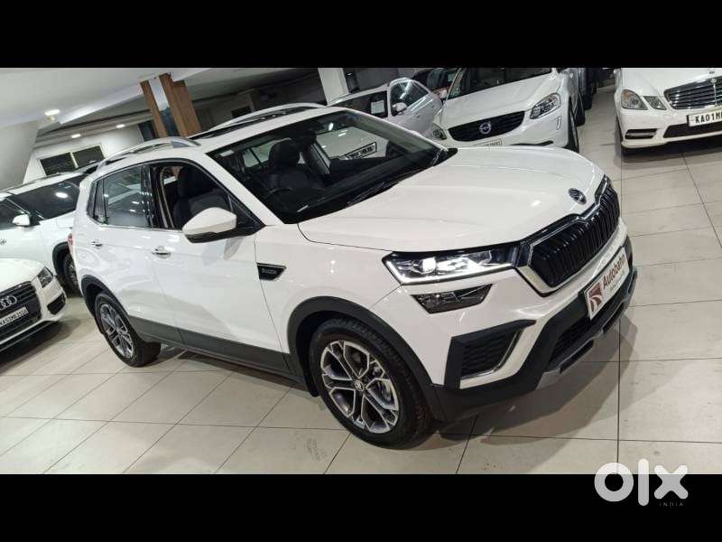 Skoda Kushaq 1.0 Tsi Style At (6 Airbags), 2023, Petrol