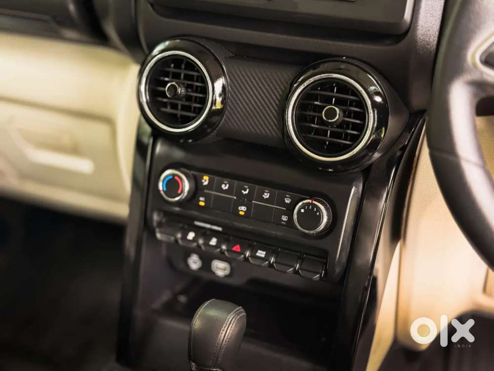 Mahindra Thar Roxx, 2025, Diesel