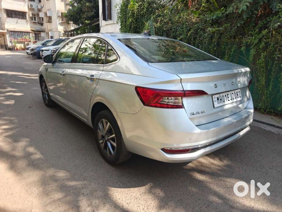 Skoda Slavia 1.0 Tsi Style At, 2023, Petrol