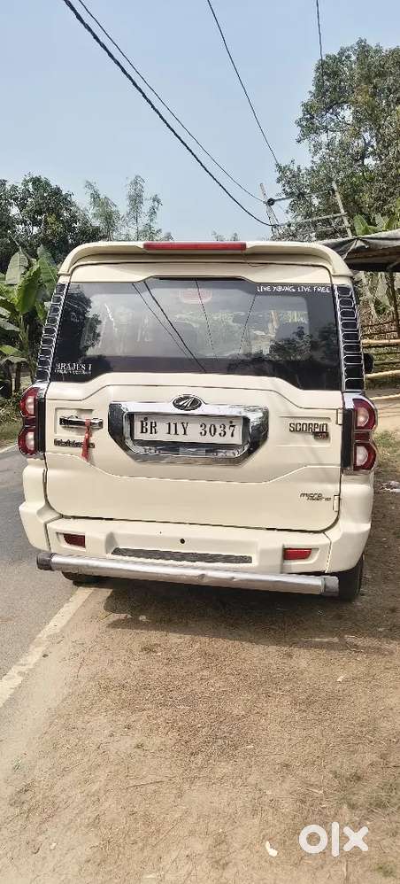 Mahindra Scorpio 2016