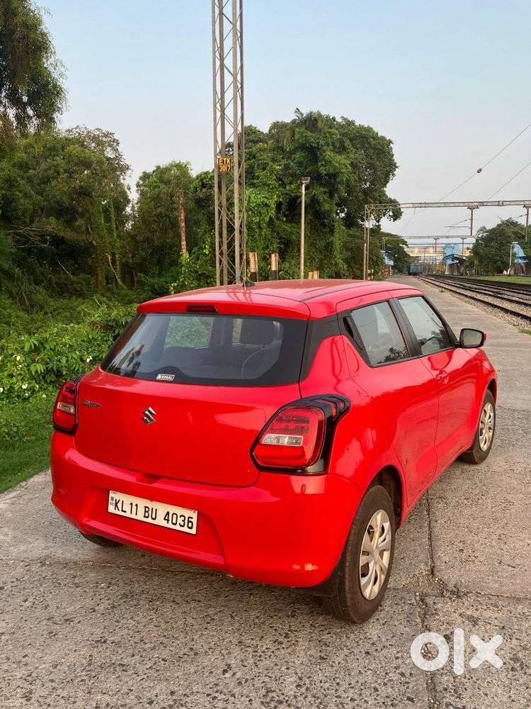 Maruti Suzuki Swift Vvt Vxi, 2021, Petrol