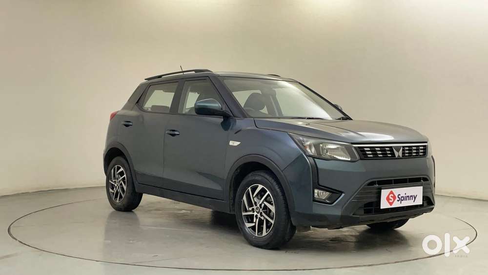 Mahindra Xuv300 W6 Amt Diesel, 2023, Diesel